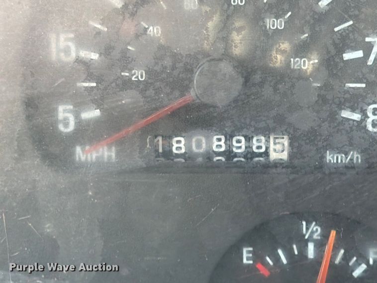 image for item FK4187 1999 Sterling Truck L8513 ready mix truck