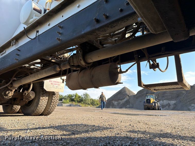 image for item FK4187 1999 Sterling Truck L8513 ready mix truck