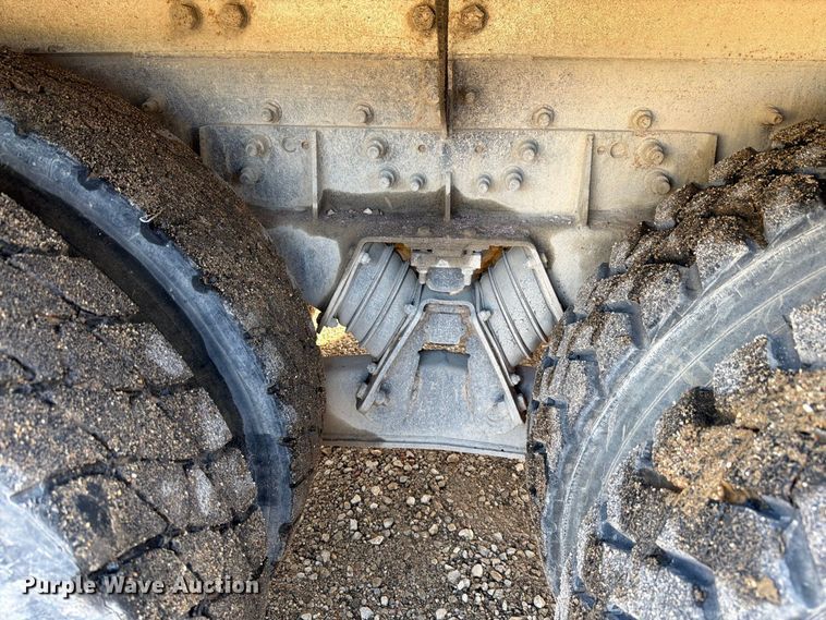 image for item FK4187 1999 Sterling Truck L8513 ready mix truck