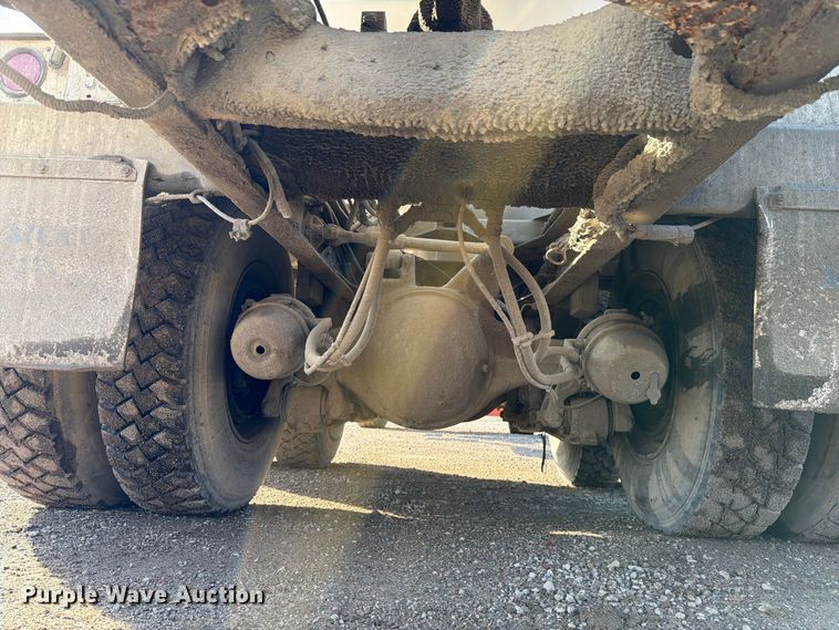 image for item FK4187 1999 Sterling Truck L8513 ready mix truck