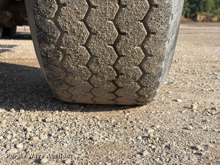 image for item FK4187 1999 Sterling Truck L8513 ready mix truck