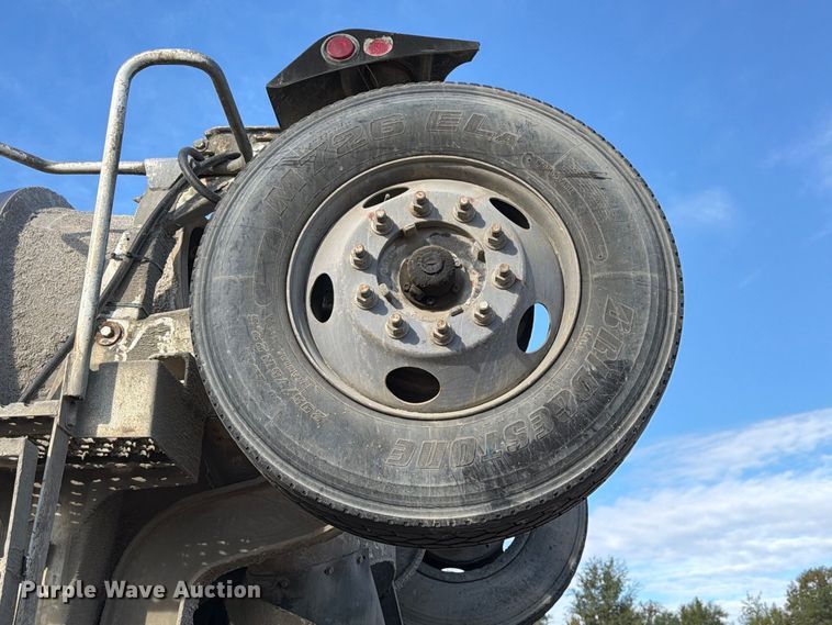 image for item FK4187 1999 Sterling Truck L8513 ready mix truck