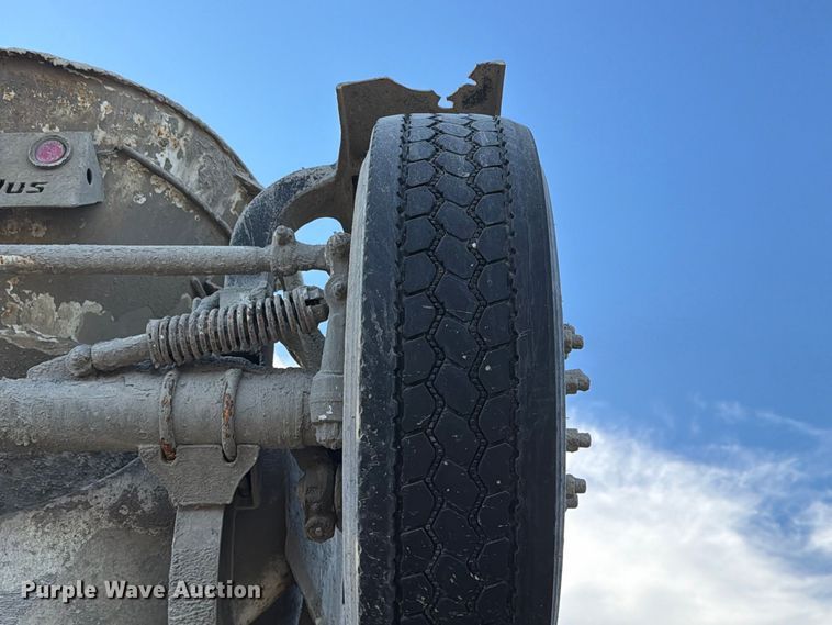 image for item FK4187 1999 Sterling Truck L8513 ready mix truck
