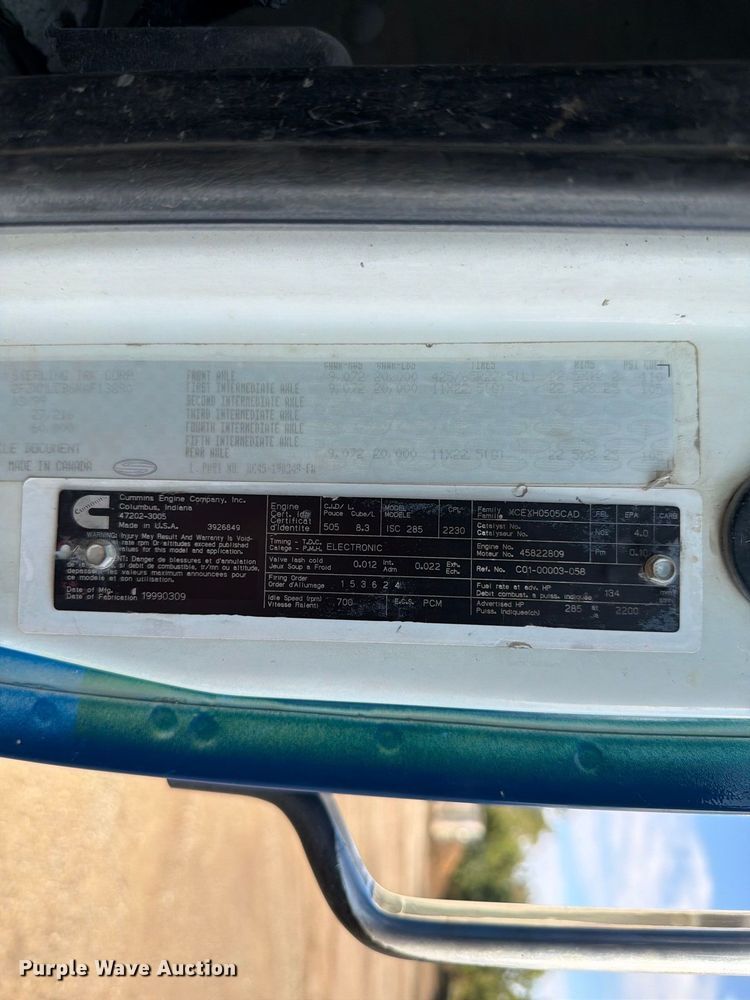 image for item FK4187 1999 Sterling Truck L8513 ready mix truck