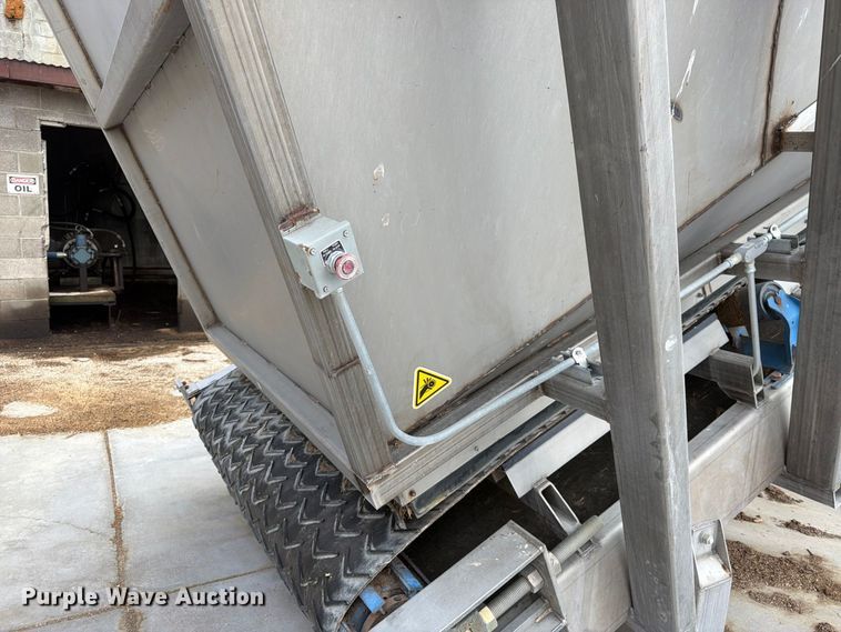 image for item FK4630 Double T Hopper
