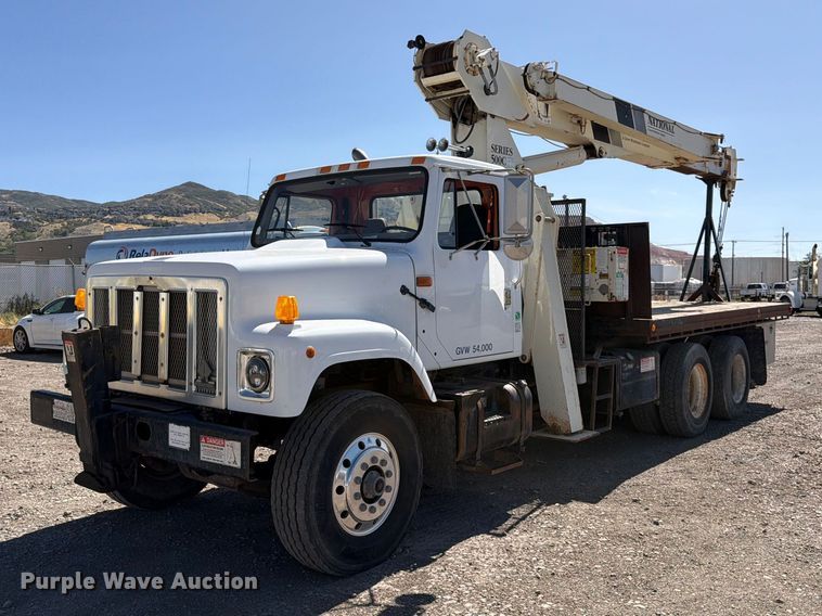 image for item FK4633 1996 International Navistar F-2574 crane truck