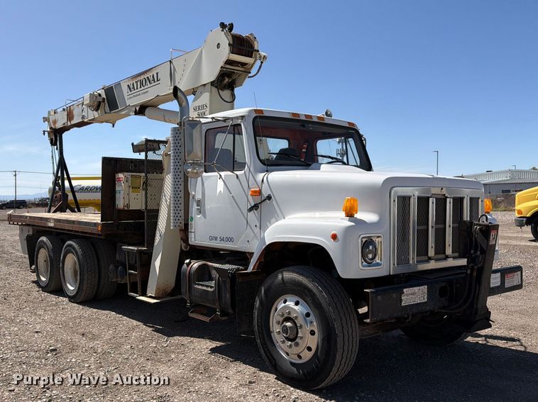 image for item FK4633 1996 International Navistar F-2574 crane truck