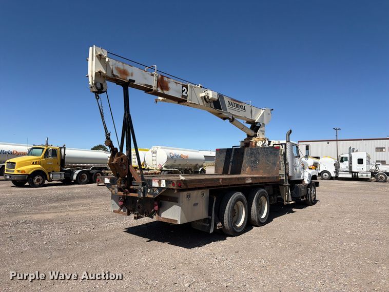 image for item FK4633 1996 International Navistar F-2574 crane truck