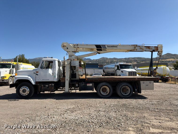 image for item FK4633 1996 International Navistar F-2574 crane truck