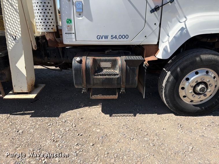 image for item FK4633 1996 International Navistar F-2574 crane truck