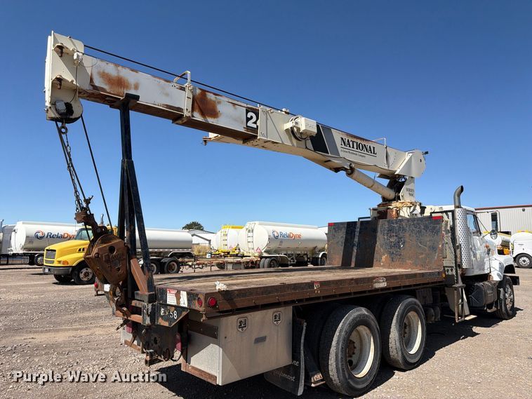 image for item FK4633 1996 International Navistar F-2574 crane truck