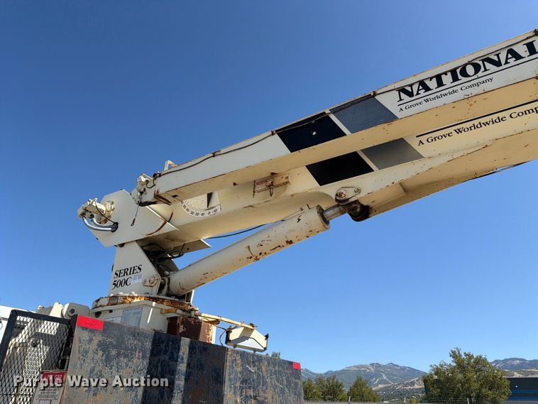 image for item FK4633 1996 International Navistar F-2574 crane truck