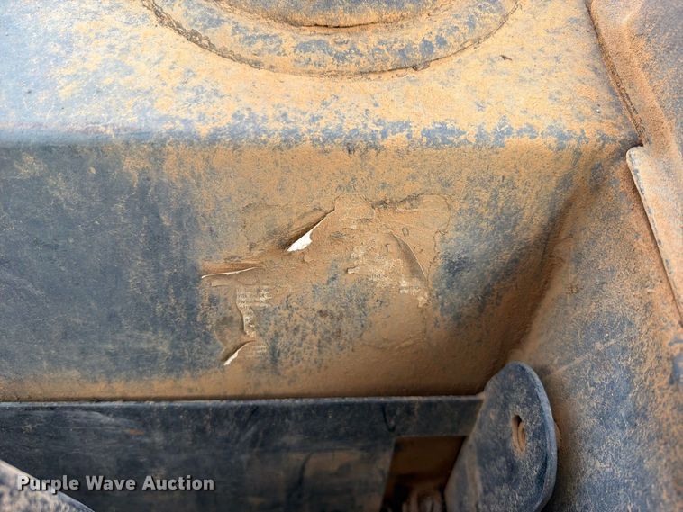 image for item FK5184 2015 John Deere 450J dozer