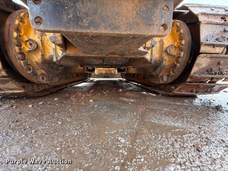 image for item FK5184 2015 John Deere 450J dozer