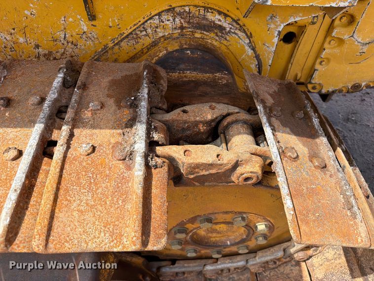 image for item FK5184 2015 John Deere 450J dozer
