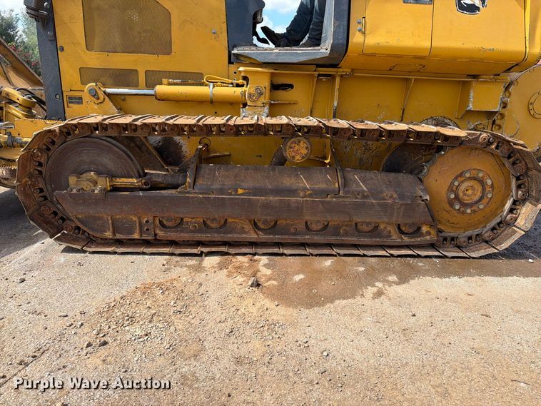 image for item FK5184 2015 John Deere 450J dozer