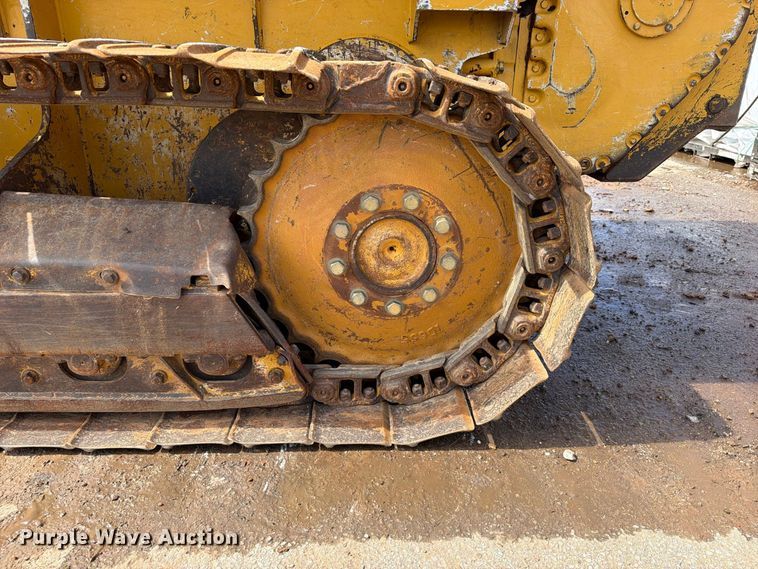 image for item FK5184 2015 John Deere 450J dozer