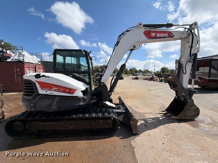 image for item FK5186 2022 Bobcat E88 mini excavator