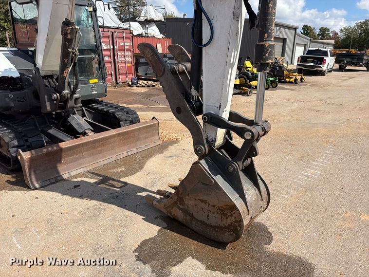 image for item FK5186 2022 Bobcat E88 mini excavator