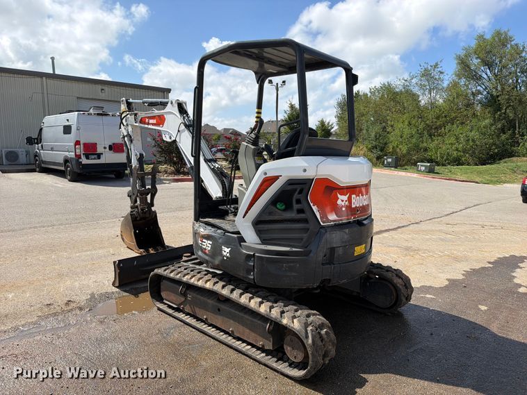 image for item FK5187 2023 Bobcat E35 mini excavator