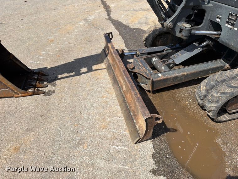 image for item FK5187 2023 Bobcat E35 mini excavator
