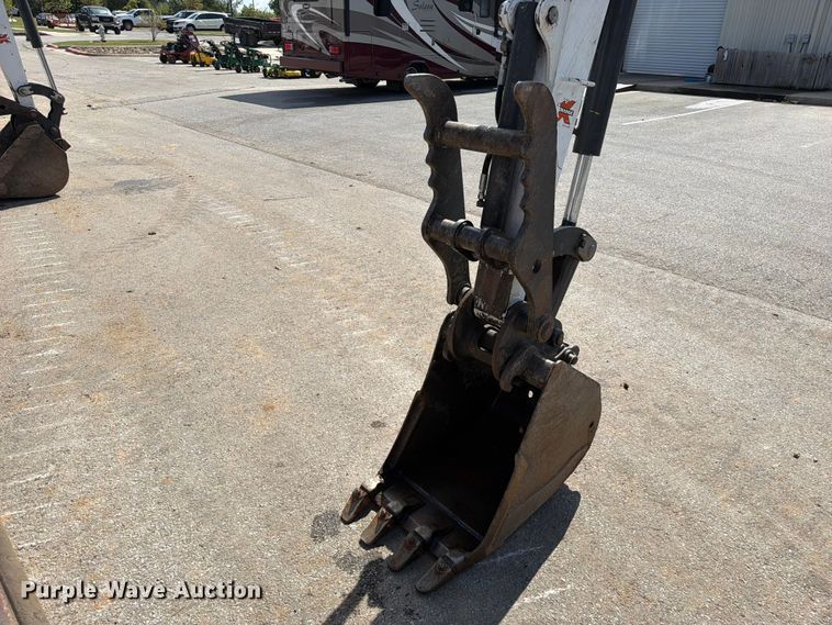 image for item FK5187 2023 Bobcat E35 mini excavator