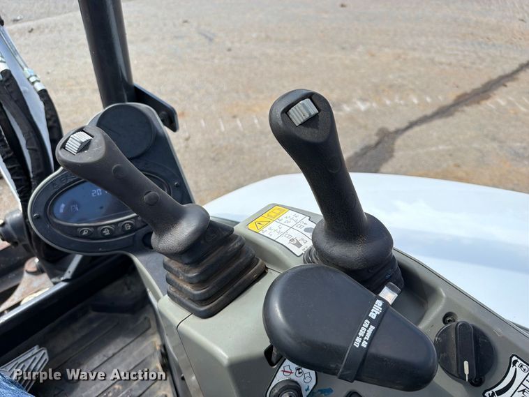 image for item FK5187 2023 Bobcat E35 mini excavator