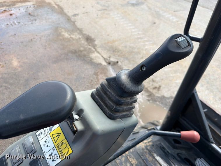 image for item FK5187 2023 Bobcat E35 mini excavator