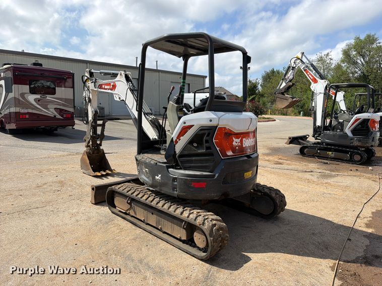 image for item FK5188 2022 Bobcat E35i mini excavator