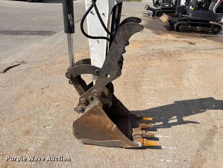 image for item FK5188 2022 Bobcat E35i mini excavator