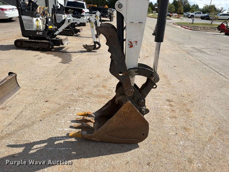 image for item FK5188 2022 Bobcat E35i mini excavator