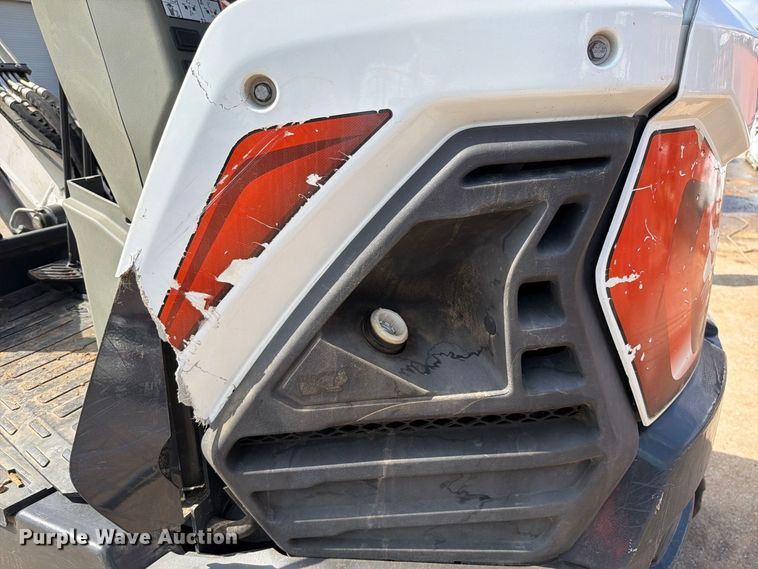 image for item FK5188 2022 Bobcat E35i mini excavator