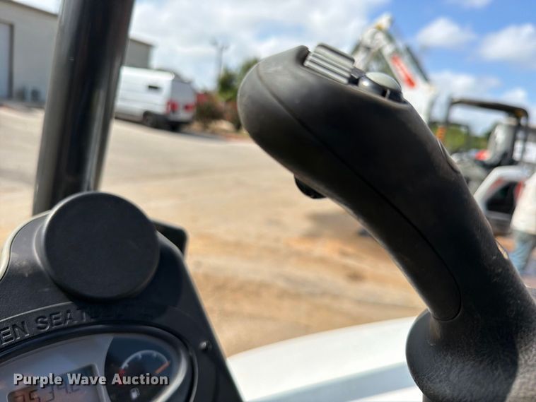 image for item FK5188 2022 Bobcat E35i mini excavator