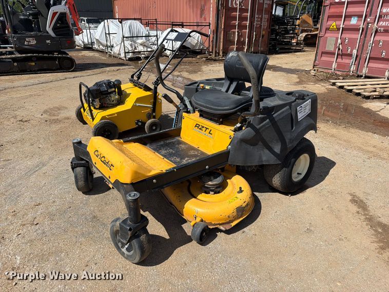 Cub Cadet RTZ L ZTR lawn mower