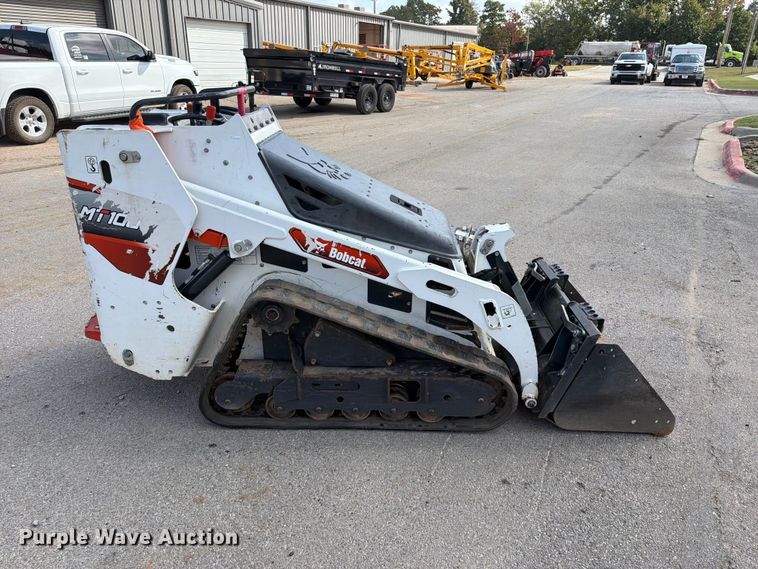 image for item FK5192 2020 Bobcat MT100 compact utility loader