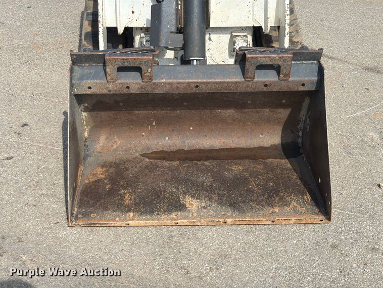 image for item FK5192 2020 Bobcat MT100 compact utility loader