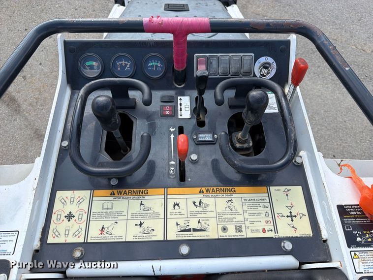 image for item FK5192 2020 Bobcat MT100 compact utility loader