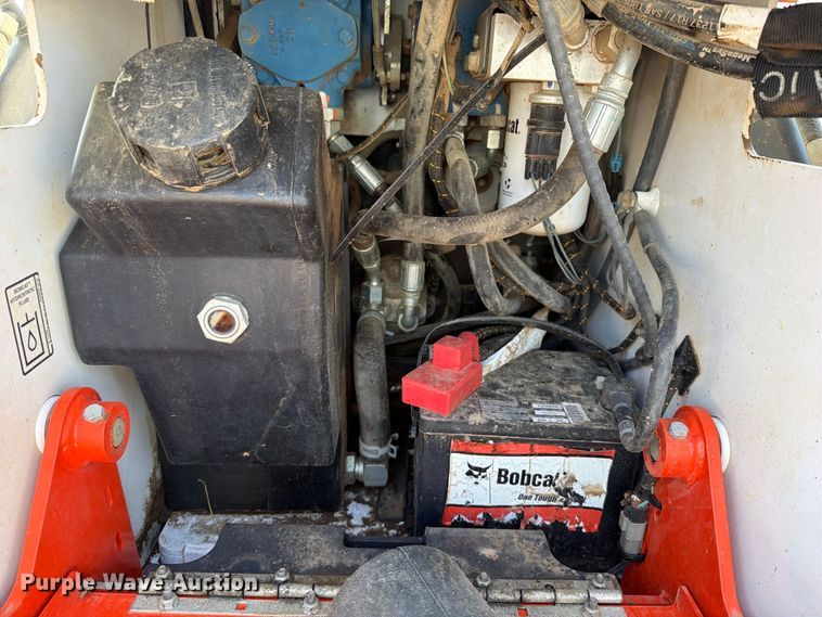 image for item FK5192 2020 Bobcat MT100 compact utility loader
