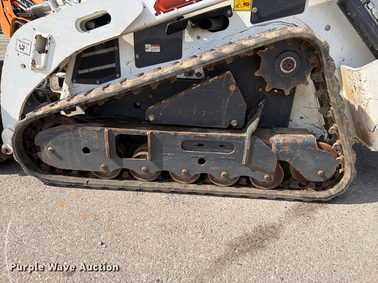 image for item FK5192 2020 Bobcat MT100 compact utility loader