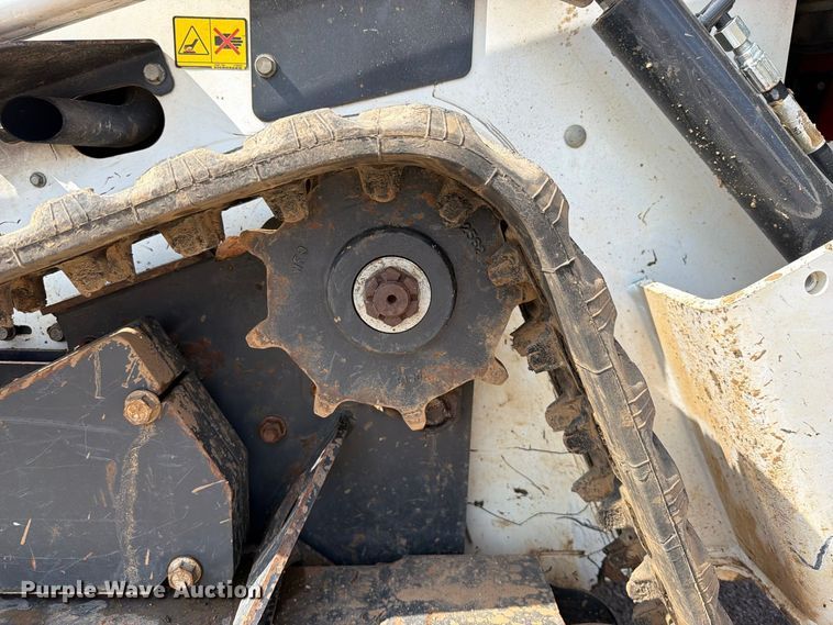 image for item FK5192 2020 Bobcat MT100 compact utility loader