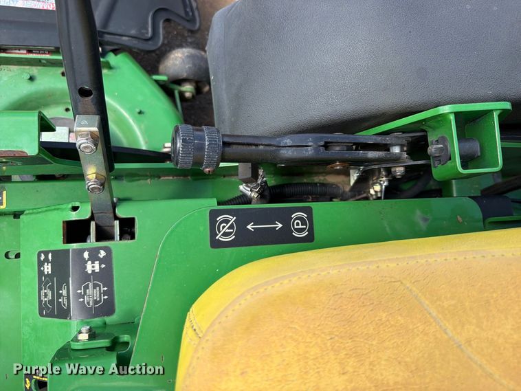 image for item FK5195 John Deere Z-Trac 717A ZTR lawn mower