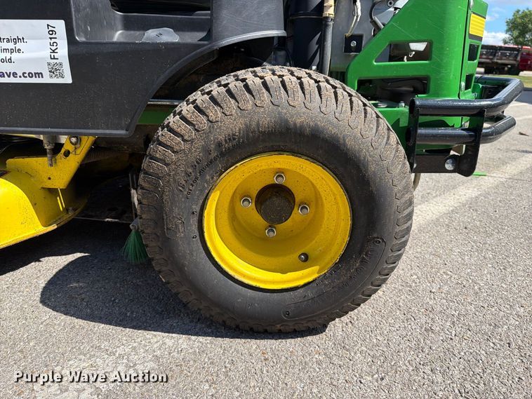 image for item FK5197 John Deere 2335E ZTR lawn mower
