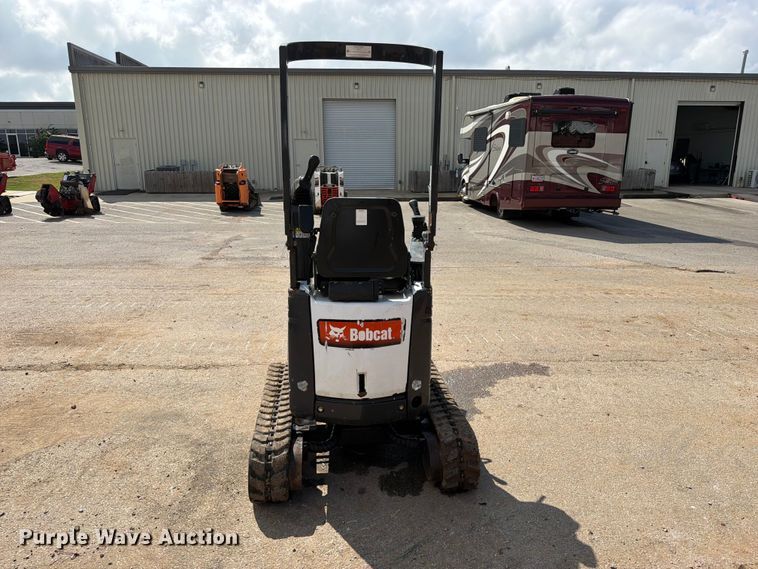 image for item FK5199 Bobcat E10 mini excavator