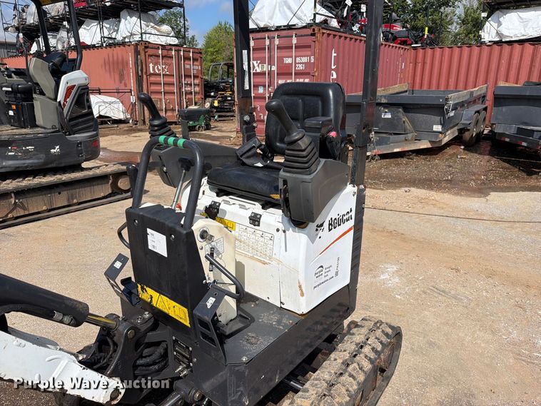 image for item FK5199 Bobcat E10 mini excavator