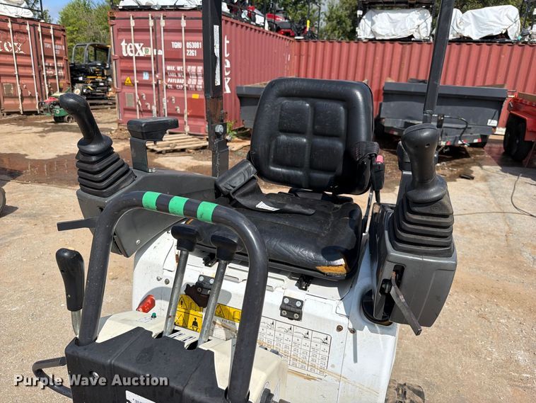image for item FK5199 Bobcat E10 mini excavator