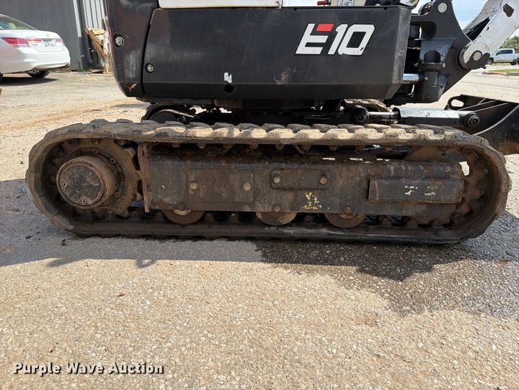 image for item FK5199 Bobcat E10 mini excavator