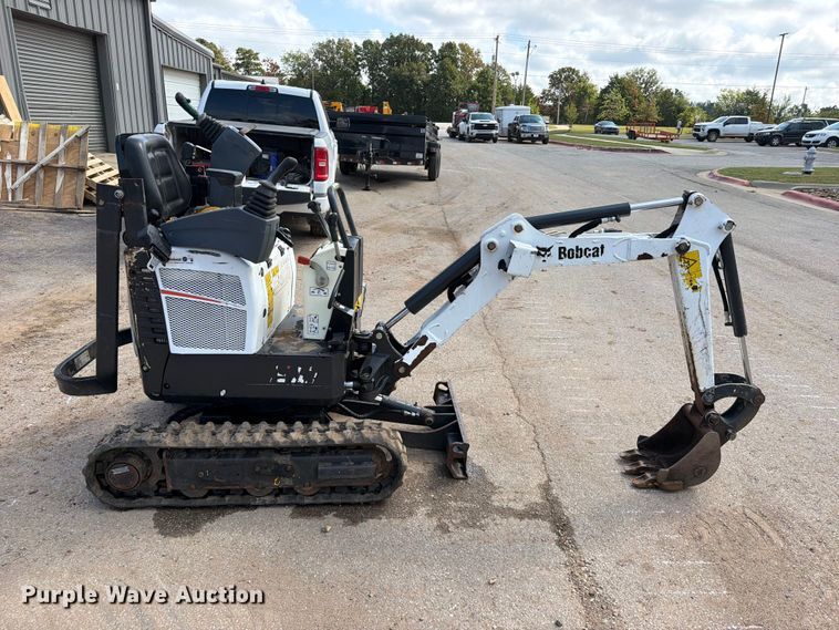 image for item FK5200 2022 Bobcat E10 mini excavator