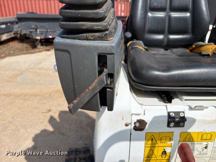 image for item FK5200 2022 Bobcat E10 mini excavator