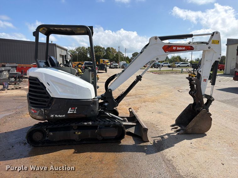 image for item FK5201 2023 Bobcat E32i mini excavator