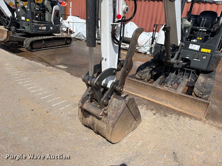 image for item FK5201 2023 Bobcat E32i mini excavator